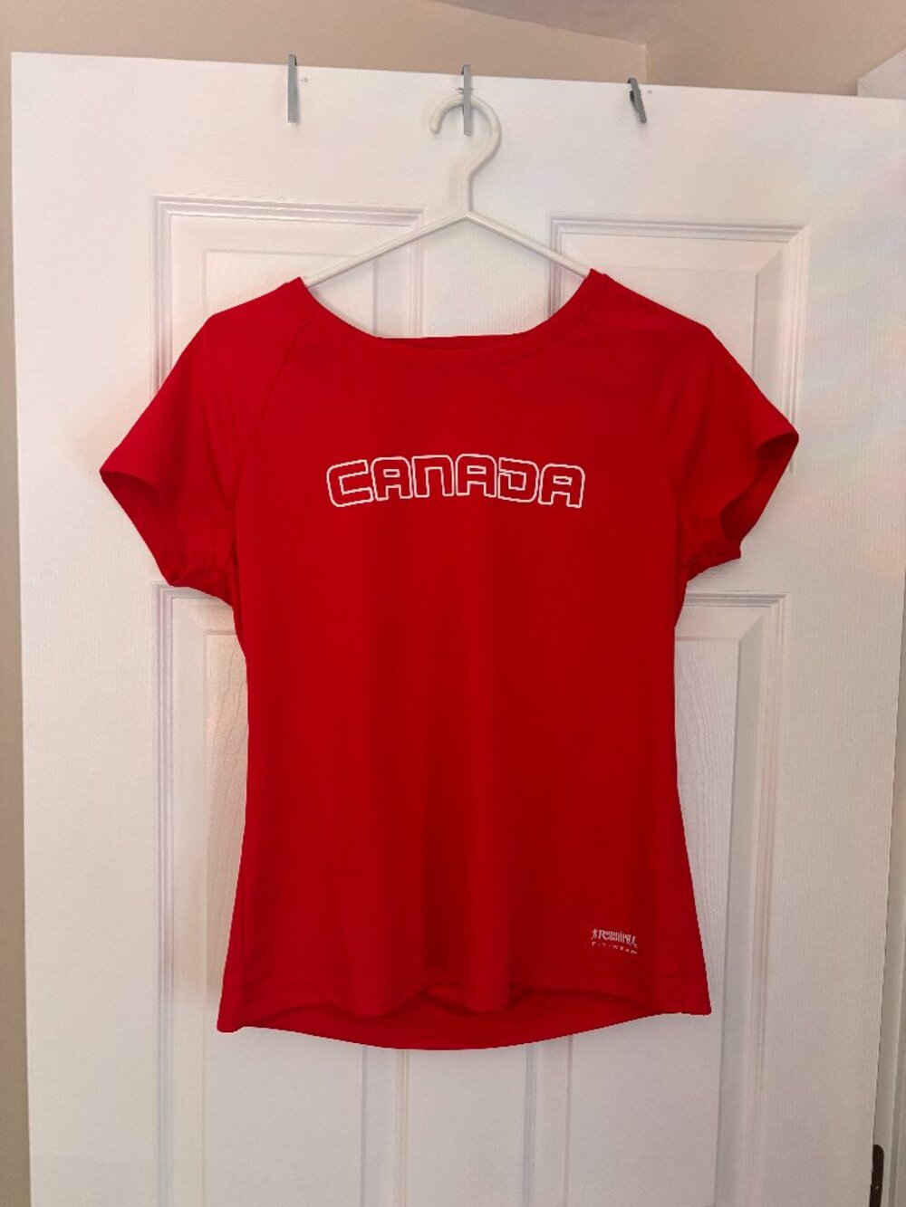 Canada Running Room Performance Running Shirt | Red Athletic Tee (Medium)
